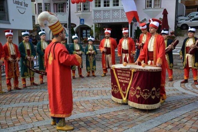 Sancaktepe Belediyesi Mehteran Takımı, Türk Festivali´ne Renk Kattı