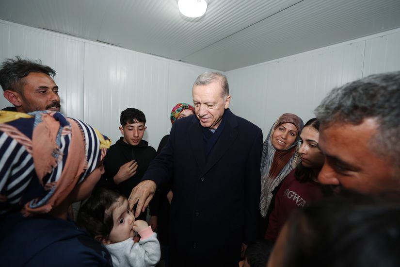 CUMHURBAŞKANI ERDOĞAN, SANCAKTEPE BELEDİYESİNİN KONTEYNER KENTİNİ ZİYARET ETTİ