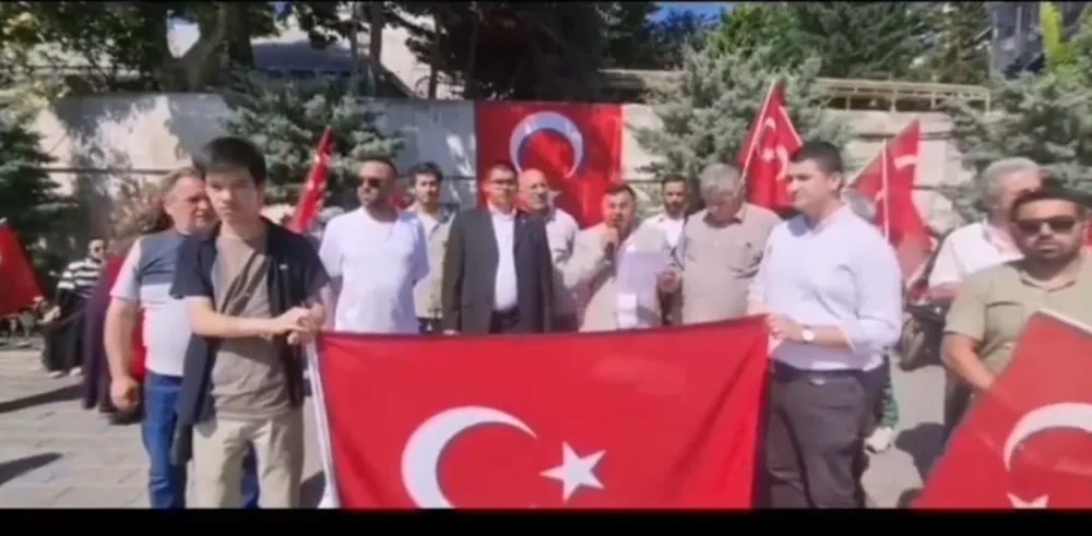 Üsküdar Bir İnsan Bir Fikir Hareketin