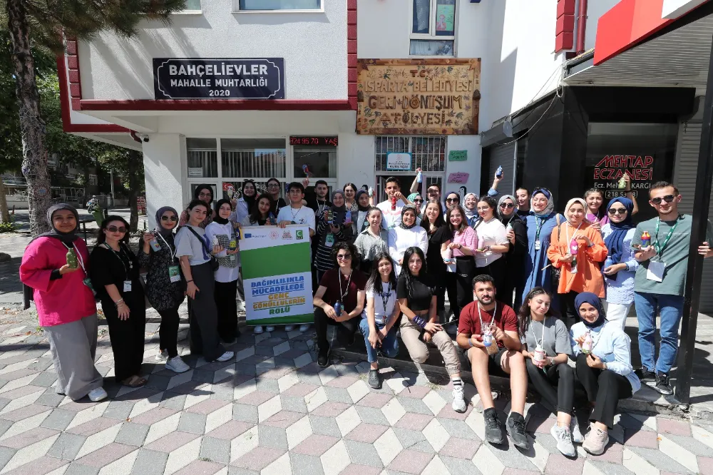 YEŞİLAY BAŞKANI DOÇ. DR. MEHMET DİNÇ: “BAĞIMLILIKLARI GENÇLERİN DESTEĞİYLE YENECEĞİZ.”   “BAĞIMLI OLMA GÖNÜLLÜ OL KAMPI”, ISPARTA’DA GERÇEKLEŞTİ