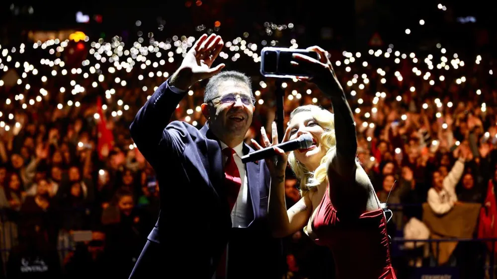 ÇEKMEKÖY’DE CUMHURİYET BAYRAMI COŞKUSU