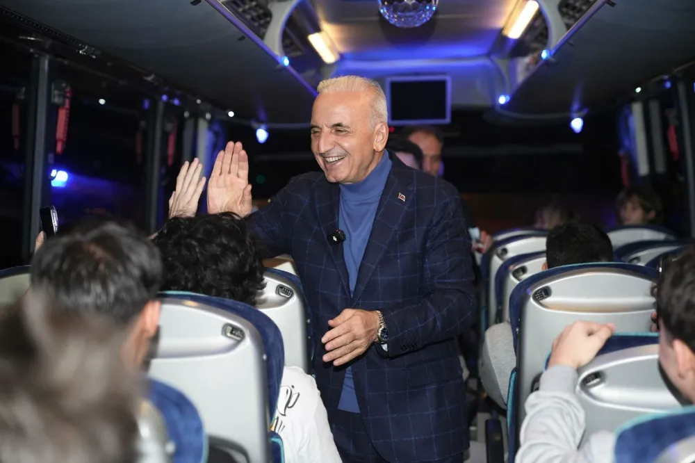 ÇANAKKALE KÜLTÜR GEZİLERİ BAŞLADI: GENÇLER, TARİHİNİ YERİNDE ÖĞRENİYOR