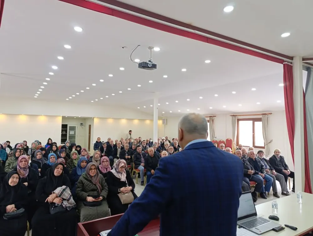 Çekmeköy’de Hac Eğitim Seminerlerine Yoğun Katılım