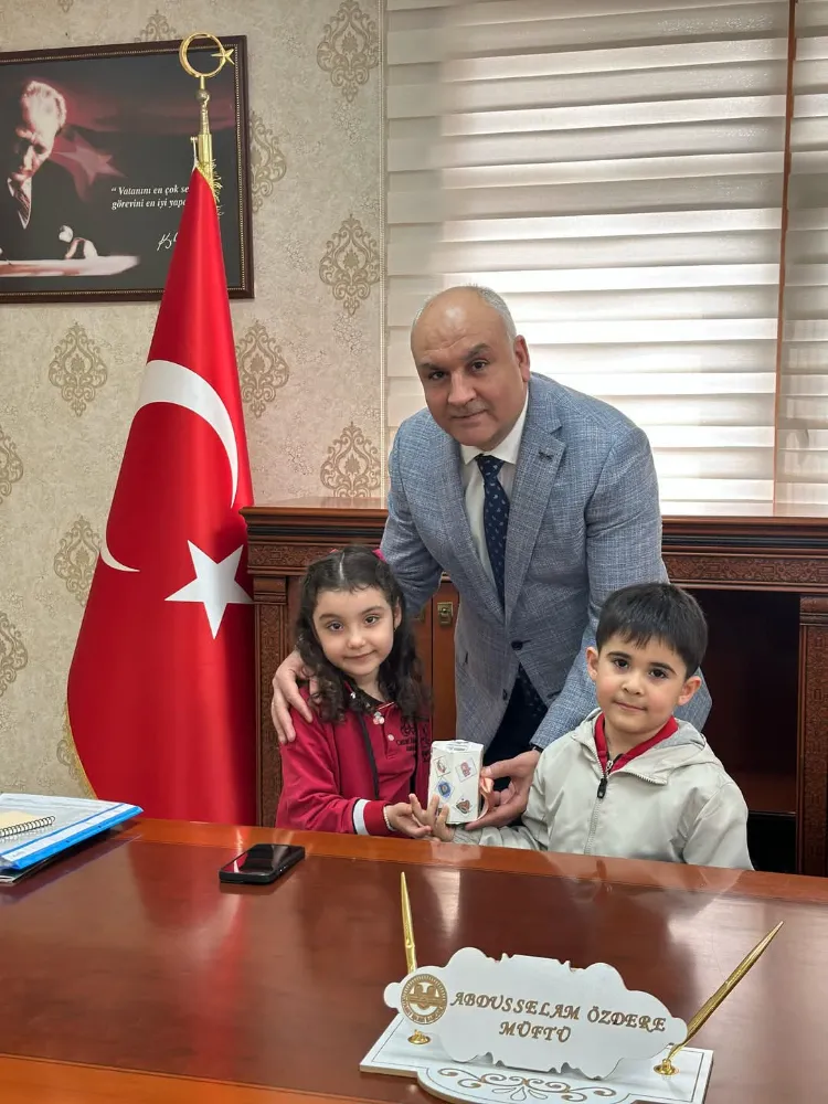 Minik Yüreklerden Büyük Destek: Cennet Meleklerinden Filistin’e Umut