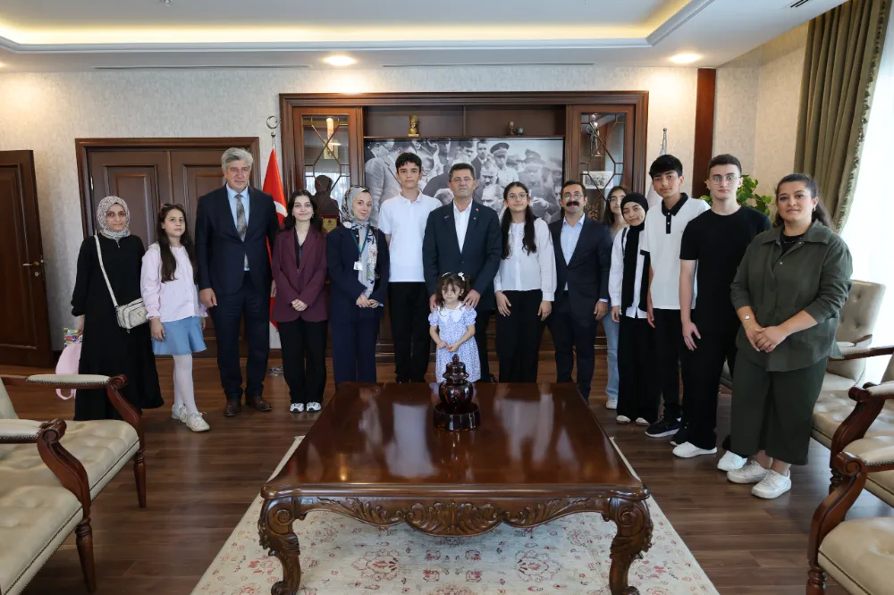 140 ÖĞRENCİ, YÜZDE 97 BAŞARI ORANI