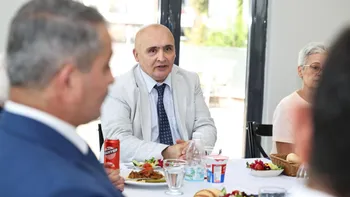 Başkan Çerkez'den Şehit Yakını ve Gazilere Yemek İkramı